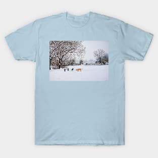 dog snow scene landscape with trees & rooftops art T-Shirt